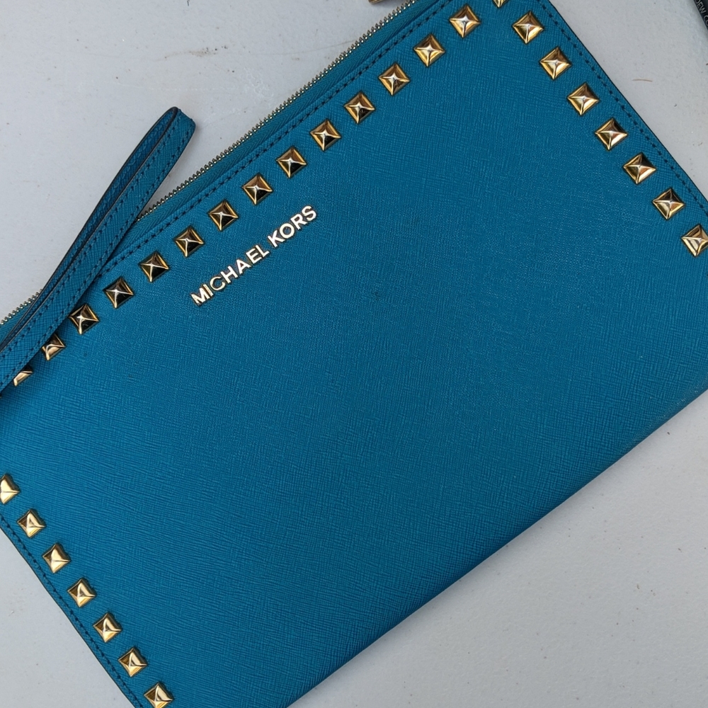 Aqua michael kors wristlet wallet